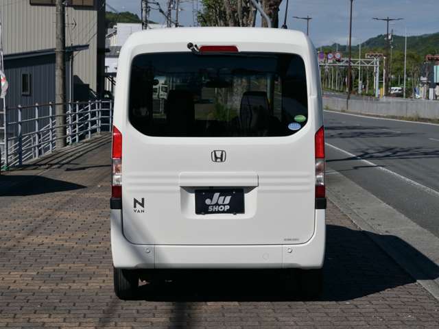 Honda N-VAN 10