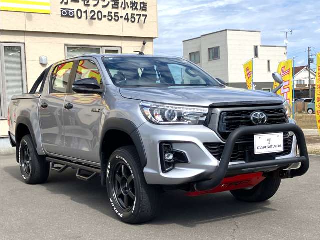 Toyota Hilux 2