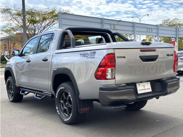 Toyota Hilux 7