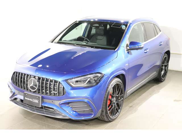Mercedes-Benz GLA-Class 8