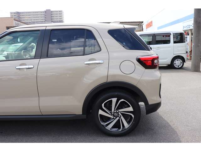 Toyota Raize 9