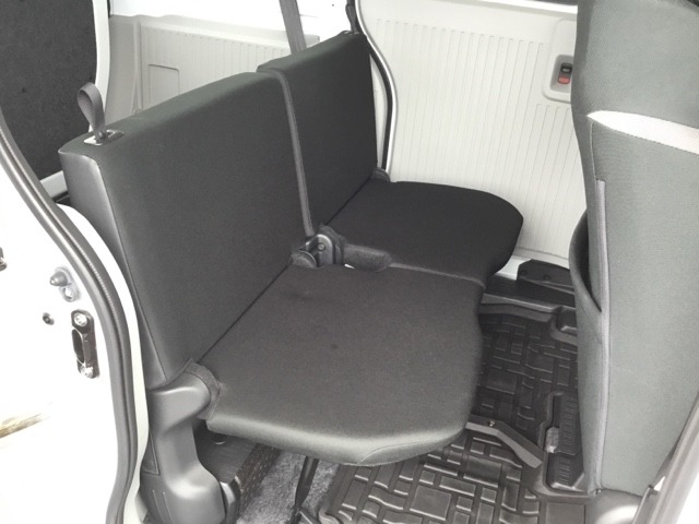 Honda N-VAN e: 11