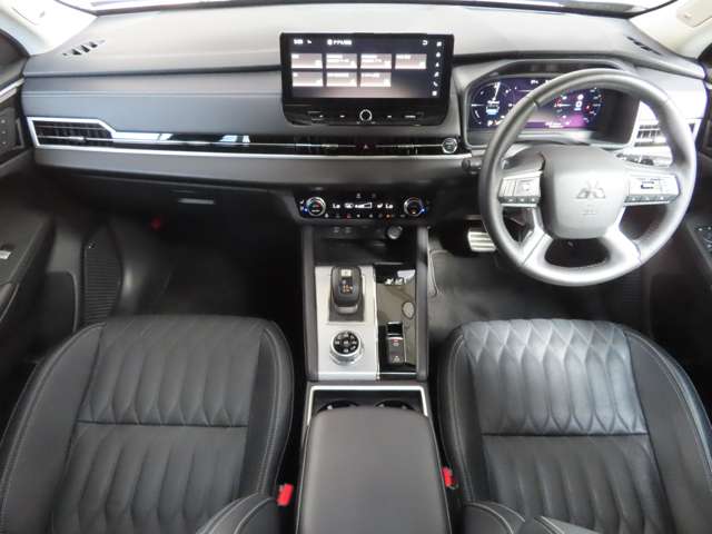 Mitsubishi Outlander 3