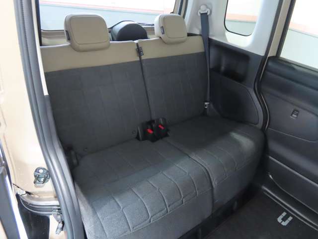 Mitsubishi Delica Mini 9