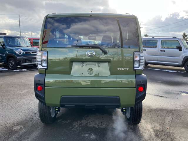 Daihatsu Taft 12
