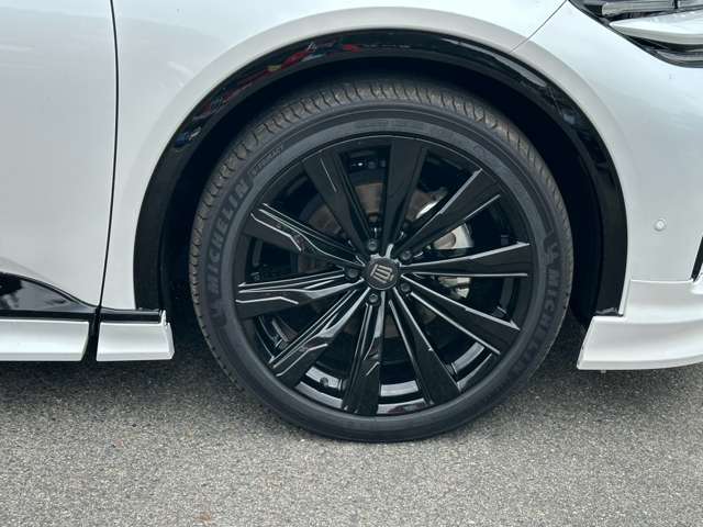 Toyota Crown Sport 11
