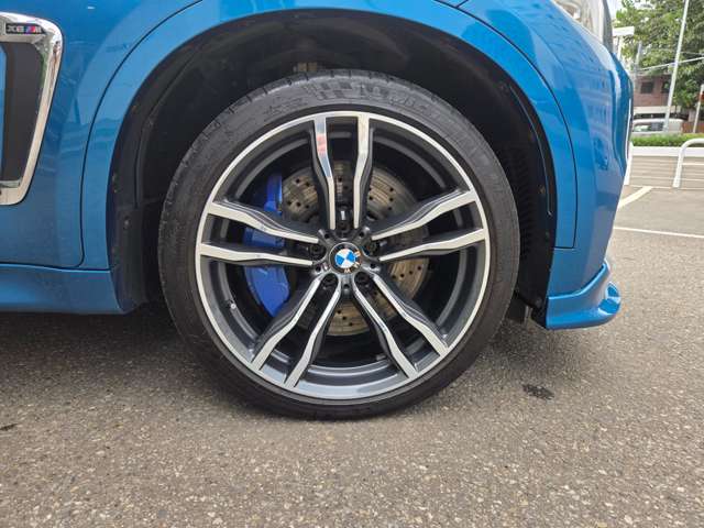 BMW X6 M 9