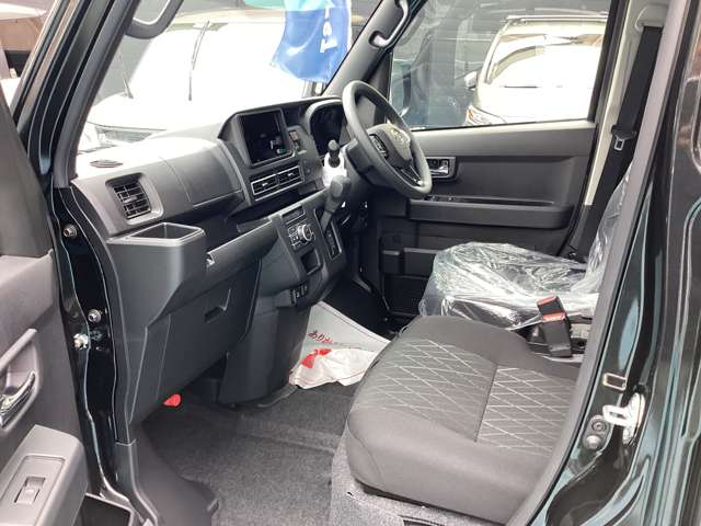Daihatsu Atrai 8