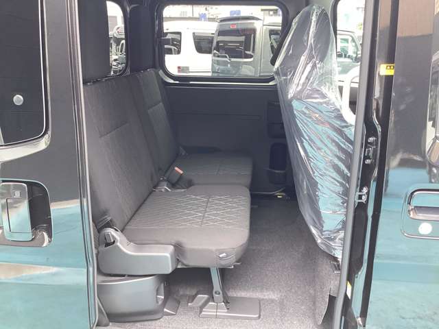 Daihatsu Atrai 10