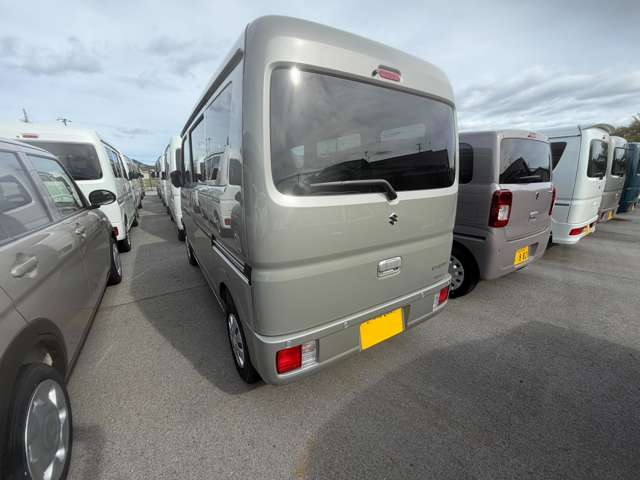 Suzuki Every 4