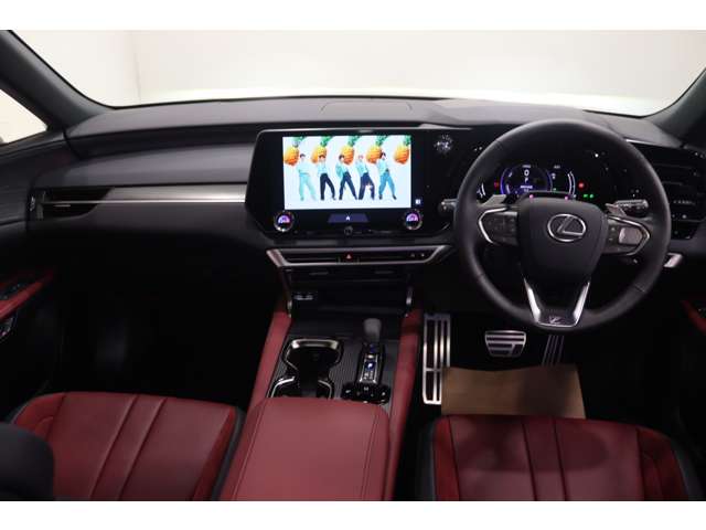 Lexus RX 9