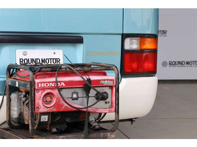 Toyota Coaster 9