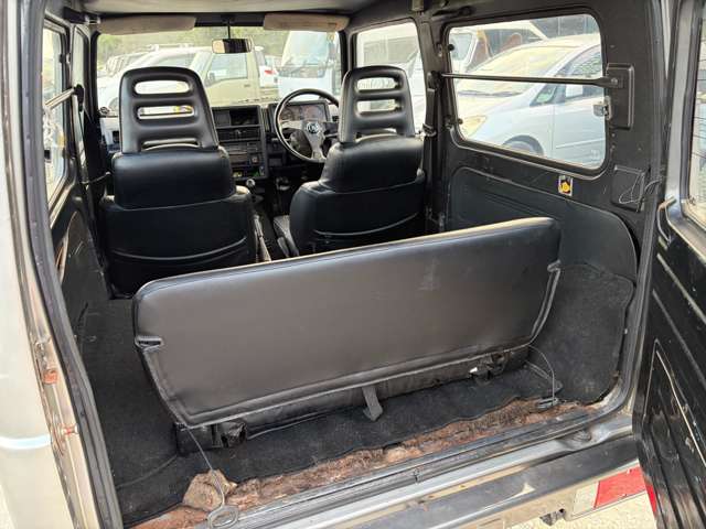 Suzuki Jimny 11