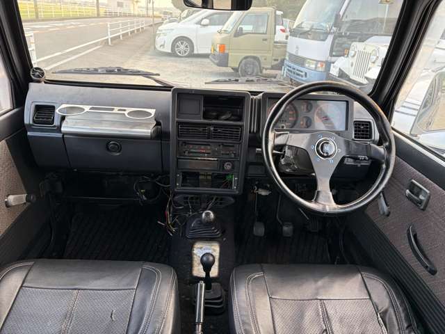 Suzuki Jimny 12