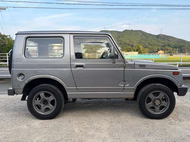 Suzuki Jimny 4