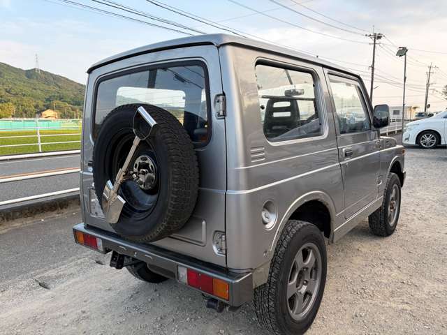 Suzuki Jimny 5