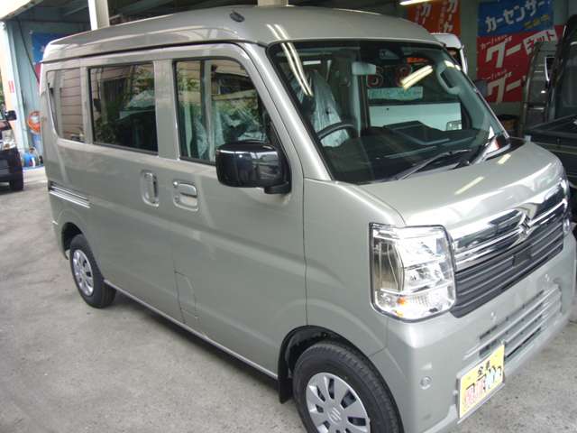 Suzuki Every 8