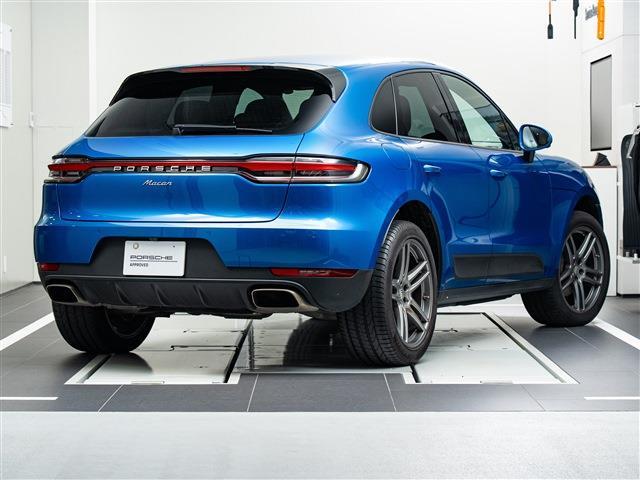 Porsche Macan 2