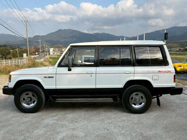 Mitsubishi Pajero 8