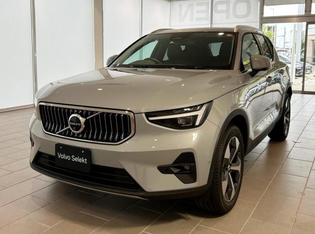 Volvo XC40 8