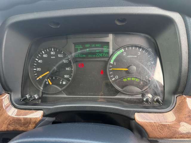 Mitsubishi Fuso Canter 10