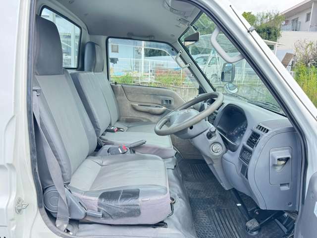 Mazda Bongo Truck 2