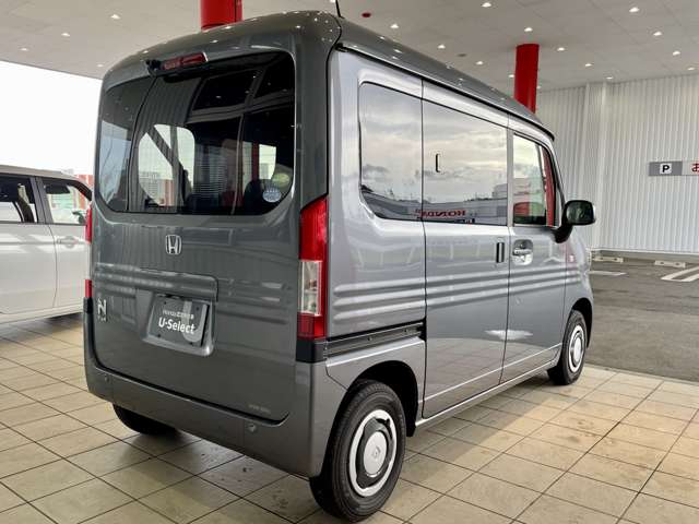 Honda N-VAN 8