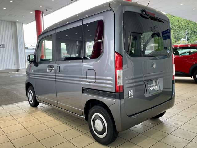 Honda N-VAN 10