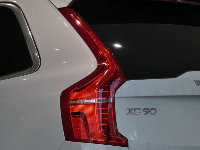 Volvo XC90 4