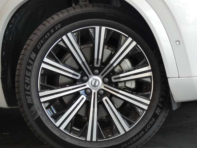 Volvo XC90 6