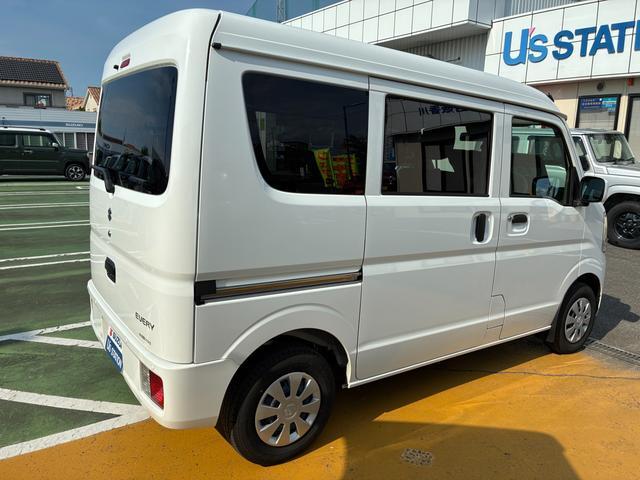 Suzuki Every 8