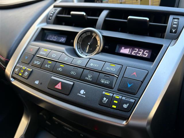 Lexus NX 10