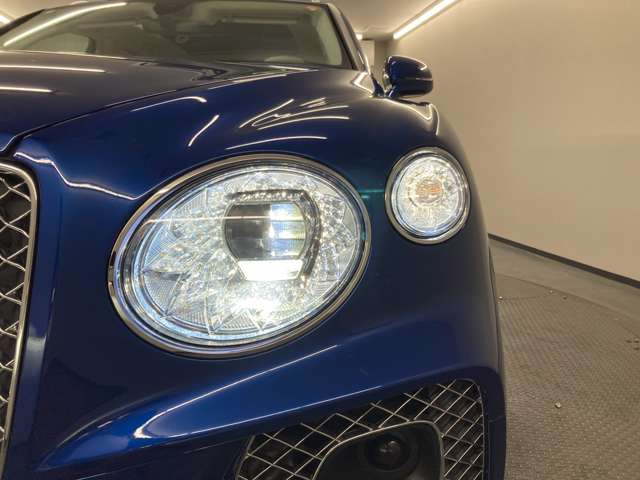 Bentley Bentayga 9