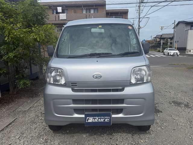 Daihatsu Hijet Cargo 12