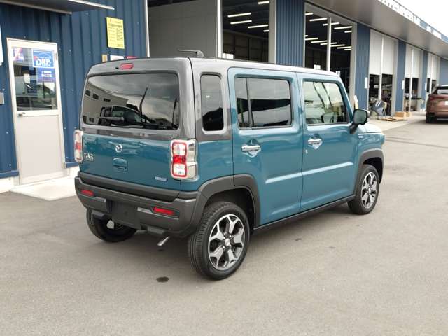 Mazda Flair Crossover 7
