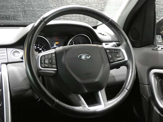 Land Rover Discovery Sport 8