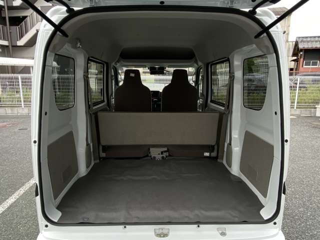 Suzuki Every 11