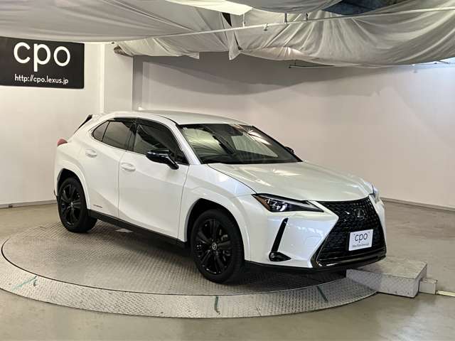 Lexus UX 5