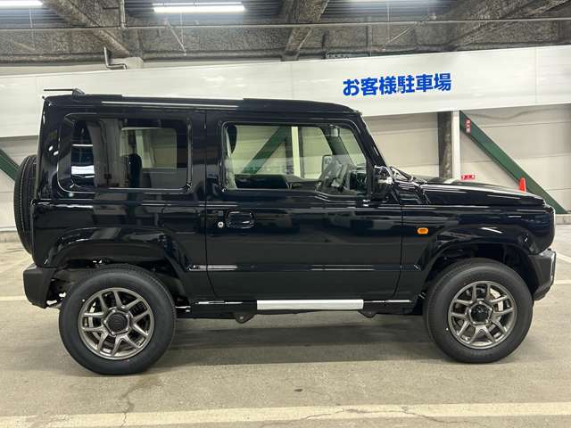 Suzuki Jimny 12
