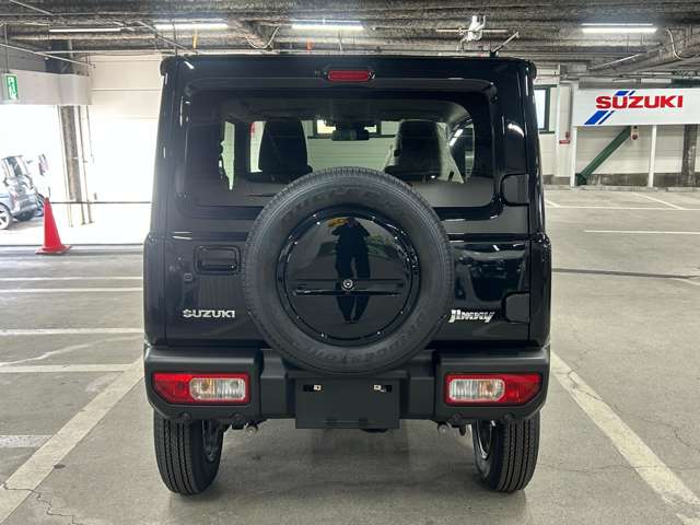 Suzuki Jimny 9