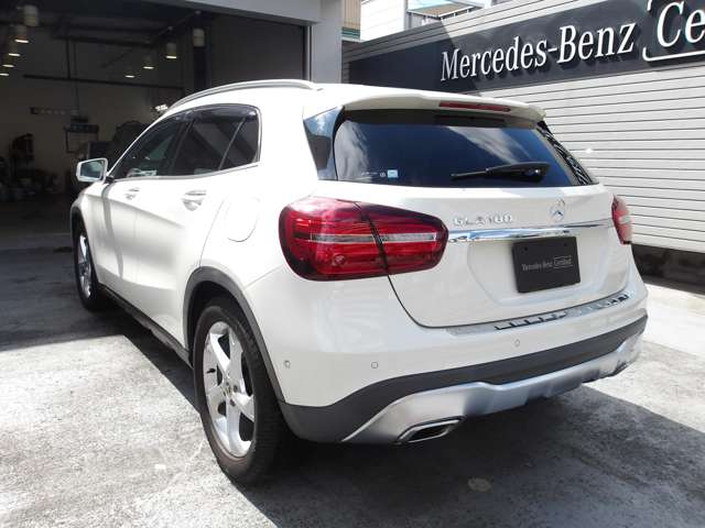 Mercedes-Benz GLA-Class 3