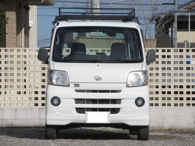 Daihatsu Hijet Cargo 5