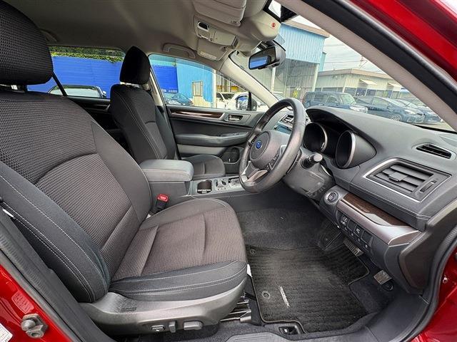 Subaru Legacy Outback 6