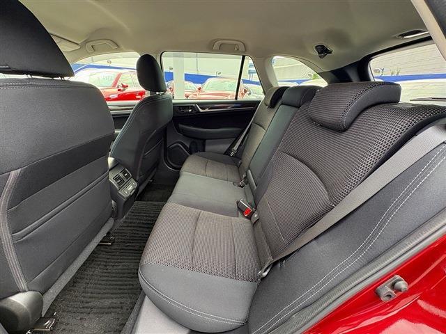 Subaru Legacy Outback 9
