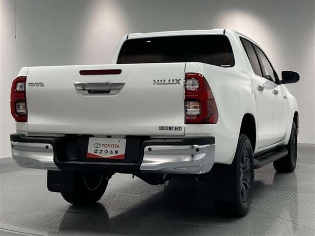 Toyota Hilux 8