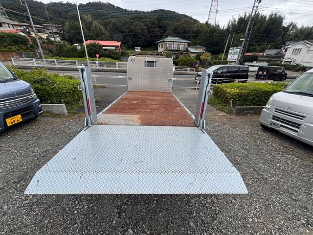 Mitsubishi Fuso Canter 12