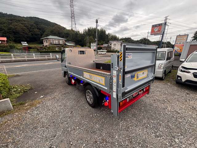 Mitsubishi Fuso Canter 8