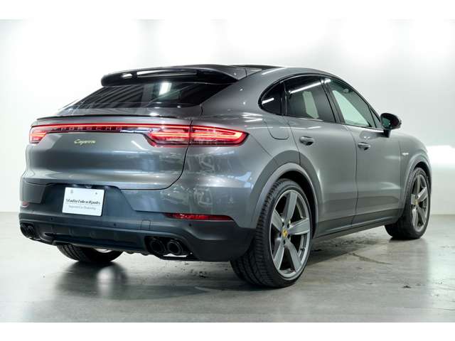 Porsche Cayenne Coupe 8
