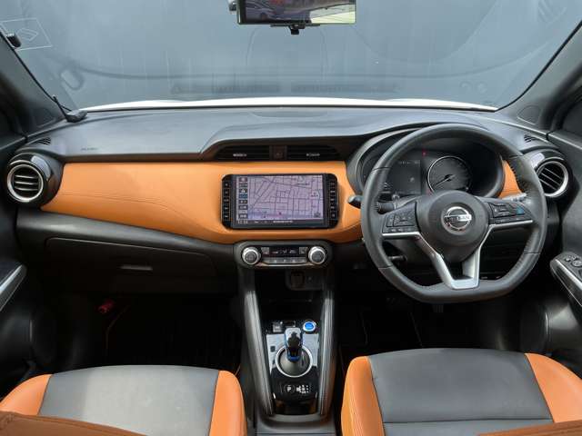 Nissan Kicks 4