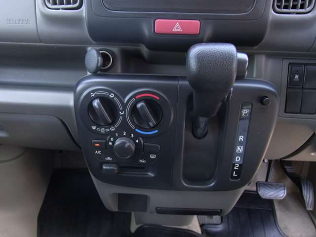 Suzuki Every 12